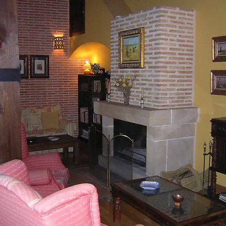 Del Canonigo 3* El Burgo De Osma